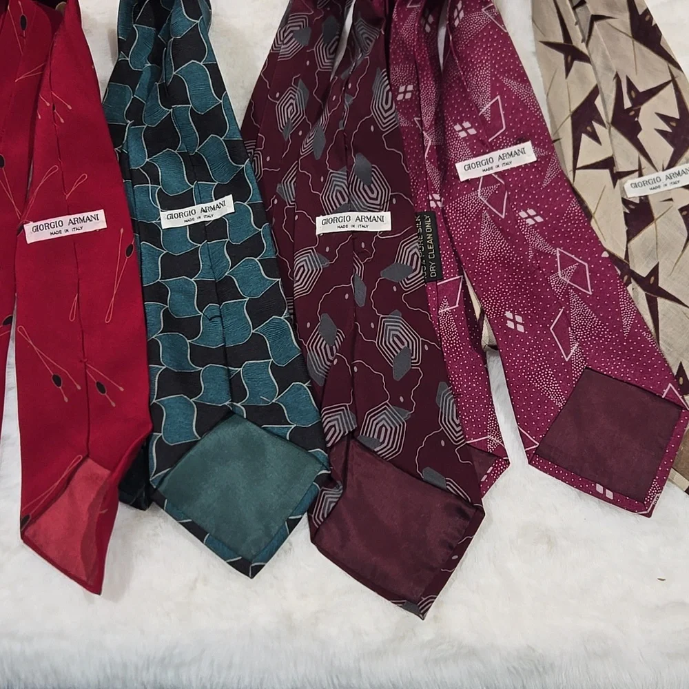 Giorgio Armani bundle of 5 silk ties red, green, burgundy,  cream, black, gray